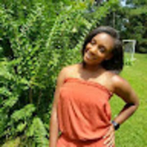 Meet your Posher, Mirra